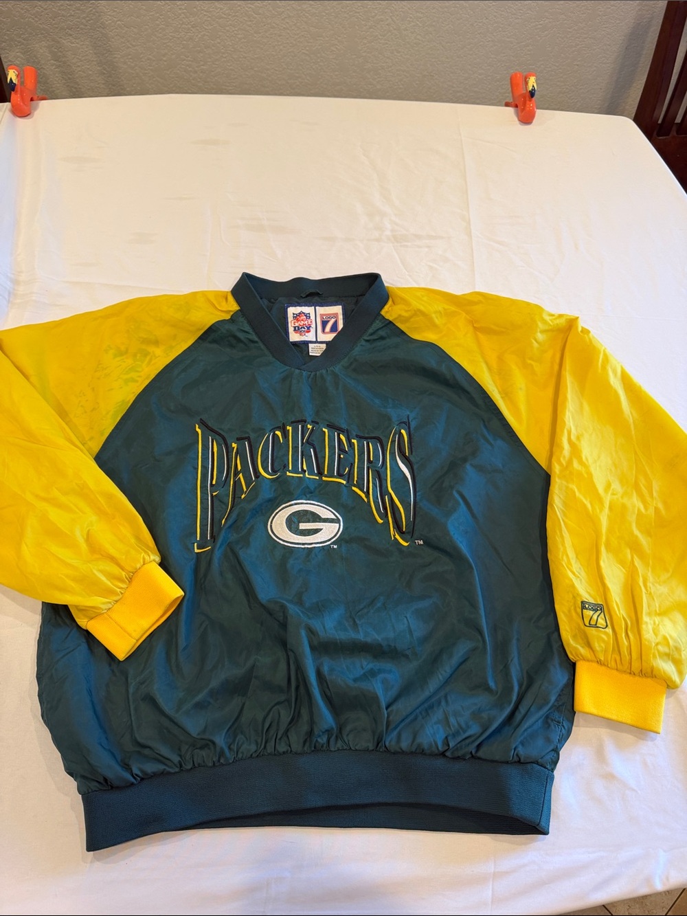 28261006 VTG 1990s Green Bay Packers Pullover NYLON SZ L